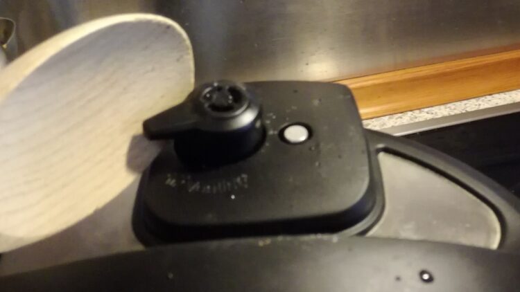 Instant Pot trykventil