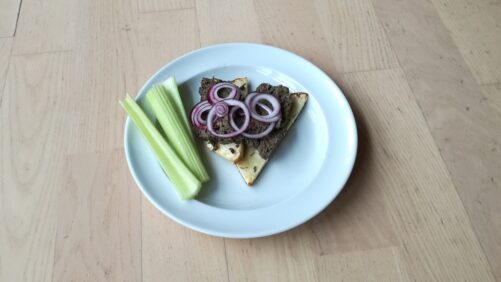 Kalveleverpostej med selleri